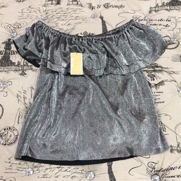 MICHAEL Michael Kors Petites Metallic Pleated Top - Picture 4 of 4